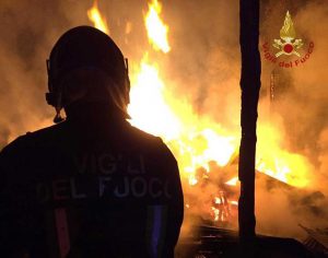 Civitavecchia - I vigili del fuoco in azione