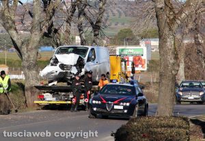 Viterbo - L'incidente sulla Cassia Nord - Carabinieri sul posto