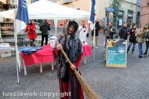 Viterbo - La Befana tricolore