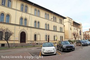 Viterbo - La caserma Giulioli e la Rocca Albornoz