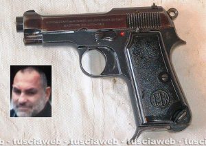 Mafia a Viterbo - Una pistola del sodalizio - Nel riquadro: Giuseppe Trovato