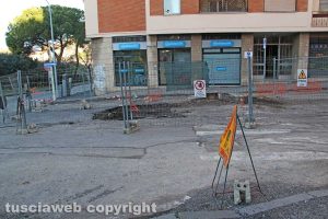 Viterbo - Il palazzo in via Treviso - I lavori della Talete