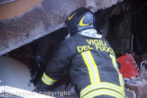 Un intervento dei vigili del fuoco in azione
