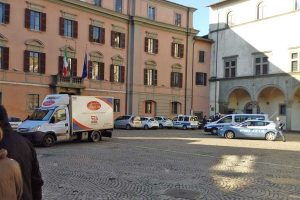 Viterbo - Incidente stradale a piazza del Comune