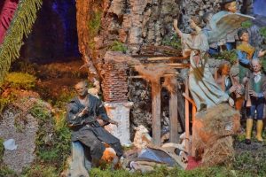 Viterbo - Il presepe allestito alla Chiesa della Santissima Trinità