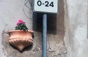 Sutri - Uno dei vasi di Deruta