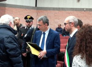 Civitavecchia - Il ministro Costa con il sindaco Cozzolino