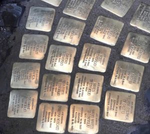 Roma - Le pietre d'inciampo ricollocate nel quartiere Monti