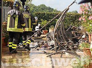 Viterbo - L'incendio in via Rasetti