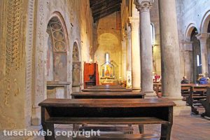 Viterbo - La chiesa di Santa Maria Nuova