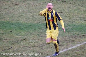 Sport - Calcio - Viterbese - L'esultanza di Davide Luppi
