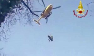 Bologna - L'intervento dei vigili del fuoco