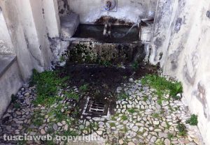 Il degrado segnalato a Sipicciano