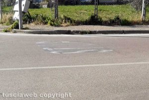 Viterbo - Lo stop all'incrocio di via dei Monti Cimini con Via Monte Cervino