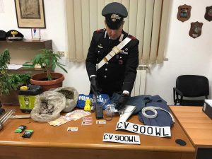 Cerveteri - Scovato bunker sotterraneo per la canapa indiana