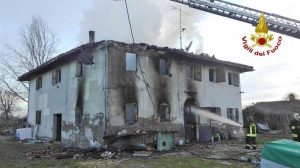 Bologna - L'intervento dei vigili del fuoco