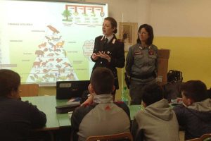 Gallese - I carabinieri forestali alla scuola Monaci