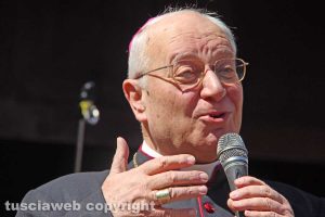Il vescovo Lino Fumagalli