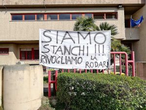 Civita Castellana - La protesta per la scuola Rodari