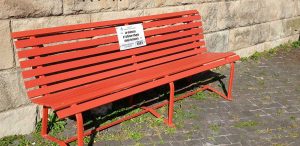 Montalto di Castro - Una delle panchine rosse contro la violenza
