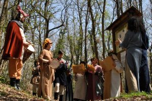 Soriano nel Cimino - Visita con gli spadaccini nel sito archeologico di Corviano