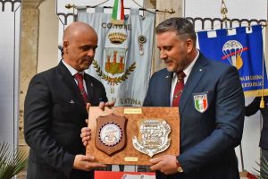 Gemellaggio tra i paracadutisti di Cisterna di Latina e Viterbo
