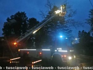 Maltempo - Bagnaia - Scoperchiata scuola