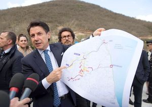 Giuseppe Conte e Danilo Toninelli in provincia di Ancona