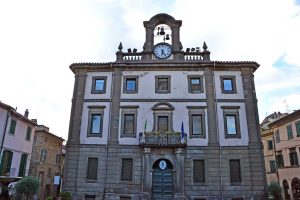 Il palazzo comunale di Vetralla