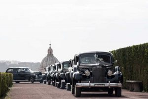 Le auto dei papi in mostra a Viterbo