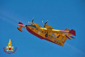 Canadair dei vigili del fuoco