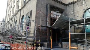 Viterbo - L'impalcatura al palazzo delle Poste