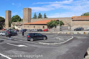 Viterbo - Il parcheggio alla Fortezze