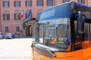 Un autobus della Francigena