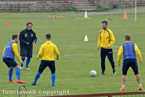 Sport - Calcio - Viterbese - Il primo allenamento di Pino Rigoli