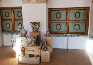 La tradizione della ceramica alla mostra itinerante Grand tour della Aicc