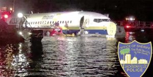 Florida - Il Boeing 737 uscito di pista