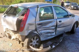Viterbo - Scontro tra auto sulla Teverina