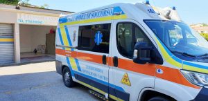 Un'ambulanza della Misericordia