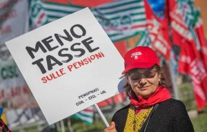 Roma - "Dateci Retta" - La manifestazione dei pensionati contro il governo