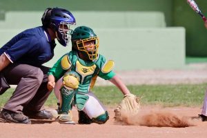 Dario Marianello riceve una palla bassa