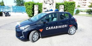 La toyota Yaris ibrida dei carabinieri di Viterbo