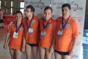 Sport - Nuoto - Gli atleti di Sorrisi che nuotano