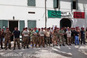 I paracadutisti di Viterbo in visita a Giavera del Montello