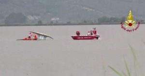 Lucca - L'intervento dei vigili del fuoco