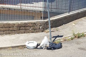 Viterbo - Incuria in via Polidori
