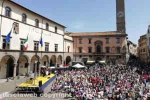 Viterbo - "Giovani e colori"