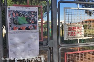 Sport - Calcio - Il cartello dei lavori al Pilastro