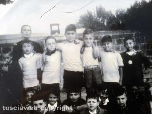 Anno 1960 circa - Gruppo di bambini