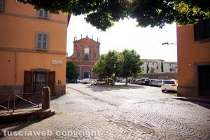 Viterbo - La chiesa della Trinità